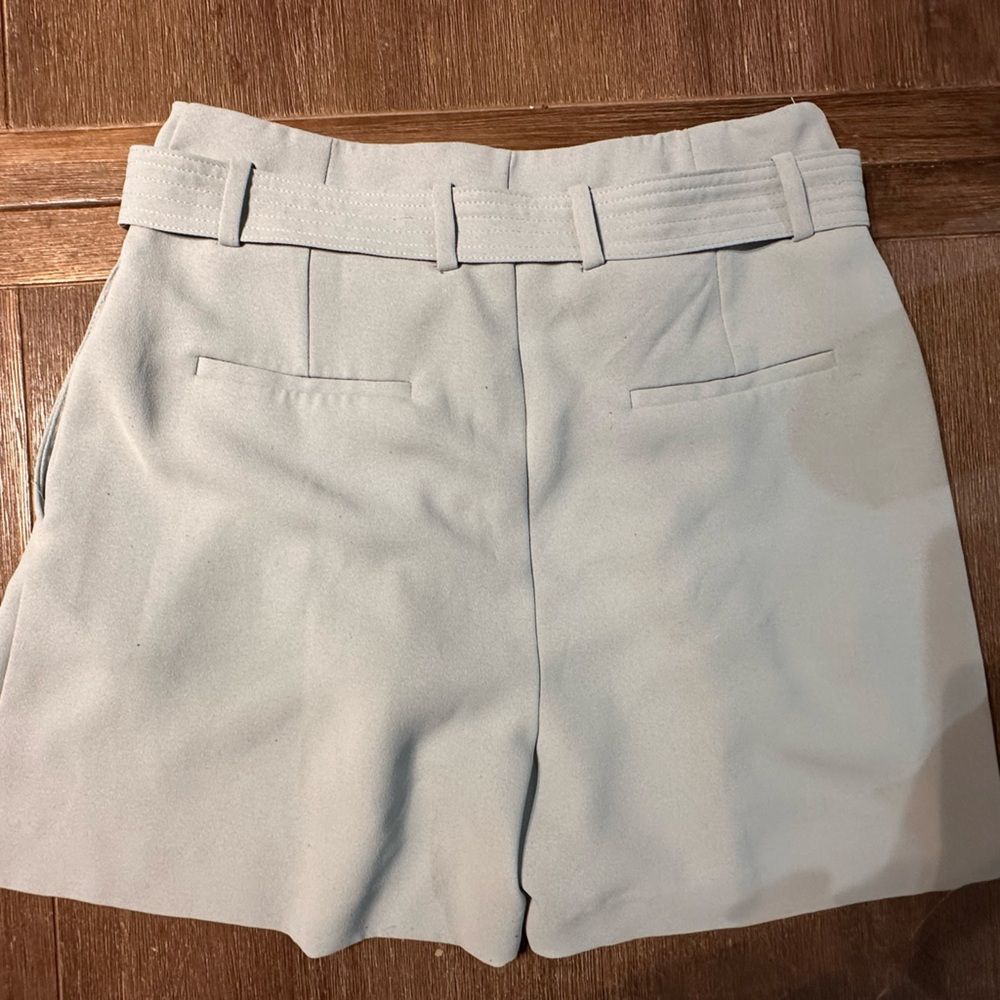 Sage Green High-Waisted Pleated Shorts with Belt - Picture 3 of 3